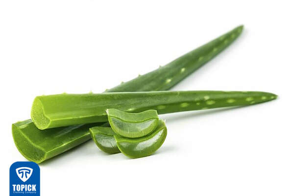 برای عرق سوز شدن لای پا چی خوبه