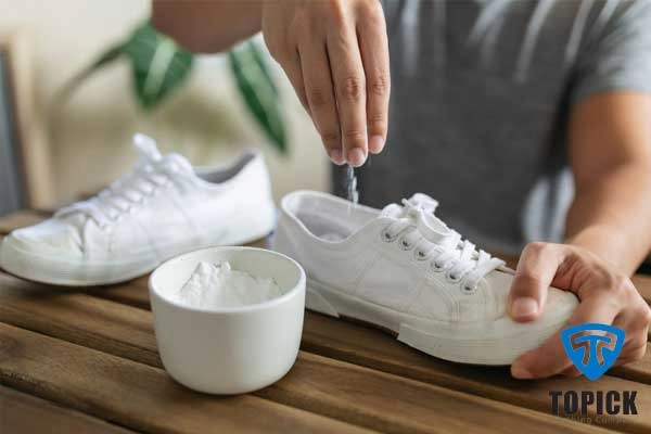 استفاده از جوش شیرین برای بوی کفش